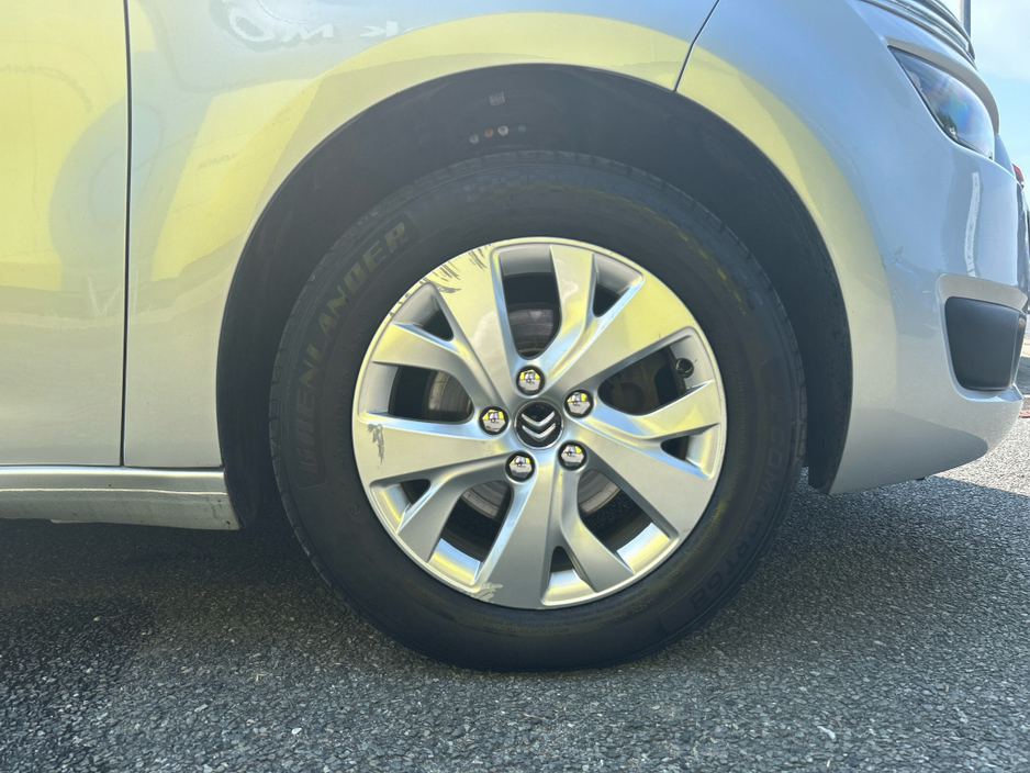 2014 Citroen C4 Picasso 1.6L Diesel For Sale Images