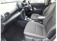 2023 Toyota Yaris Cross 1.5L Petrol Hybrid For Sale Images