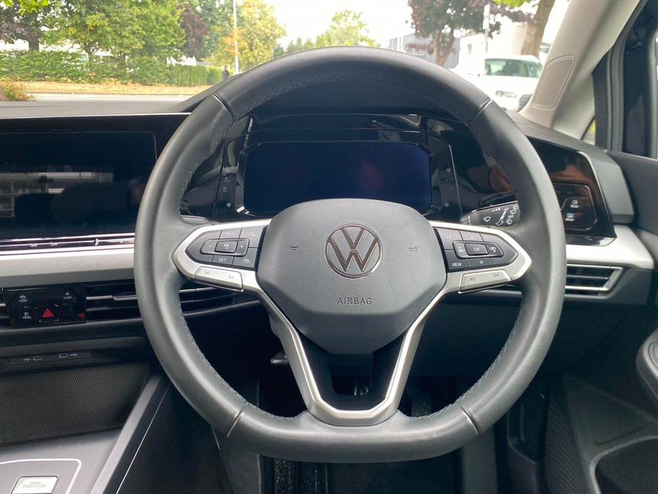 Volkswagen Golf ACTIVE PLATINUM EDITION 1.0 ETSI 12 MONTH WARRANTY — thumbnail 13