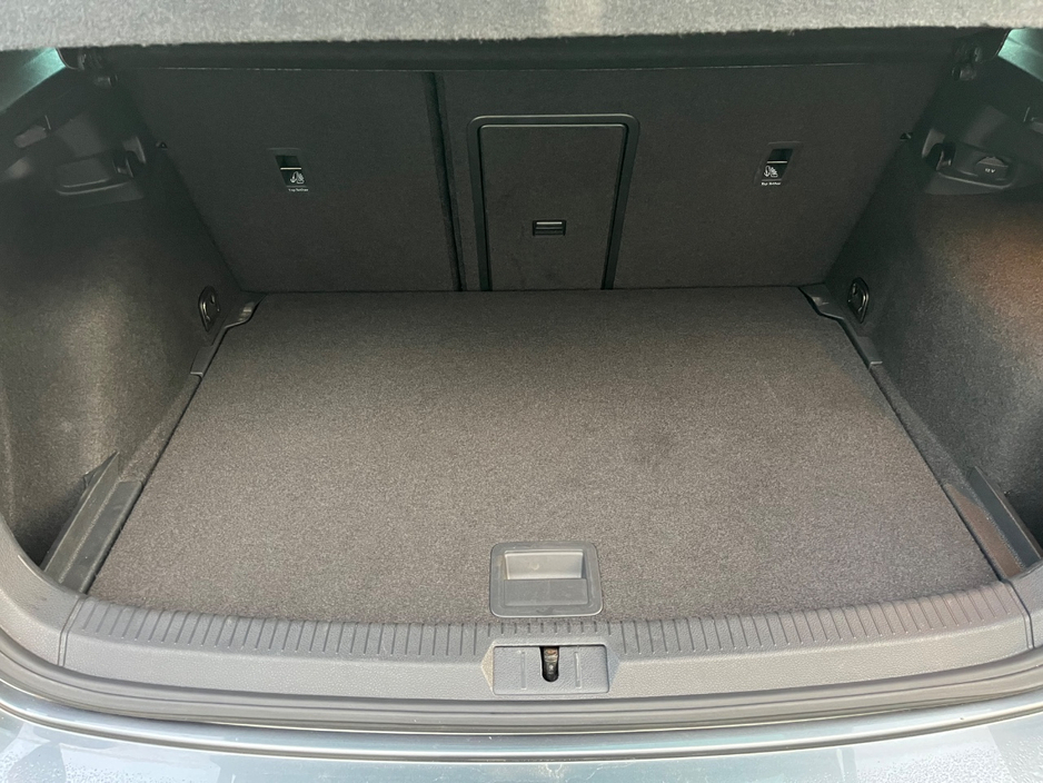 2019 Volkswagen Golf 1.5L Petrol For Sale Images