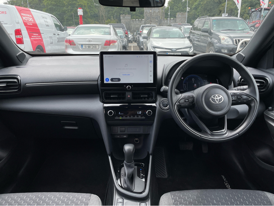 2024 Toyota Yaris Cross 1.5L Petrol Hybrid For Sale Images