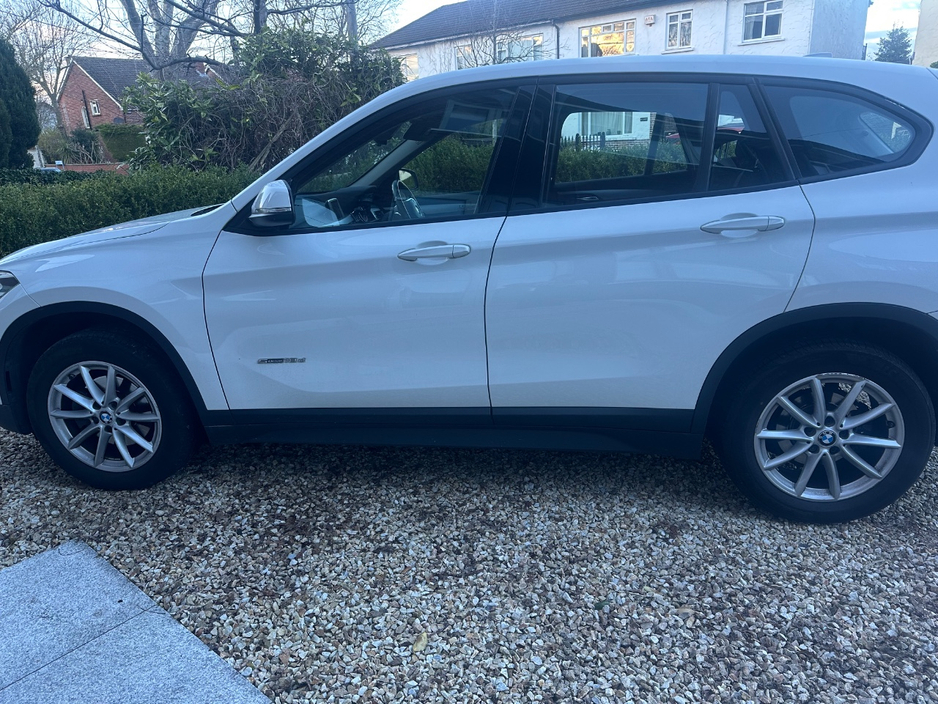 BMW X1 SDRIVE18D SDRIVE 18D SE 205 HT72 4DR AUTO — thumbnail 2