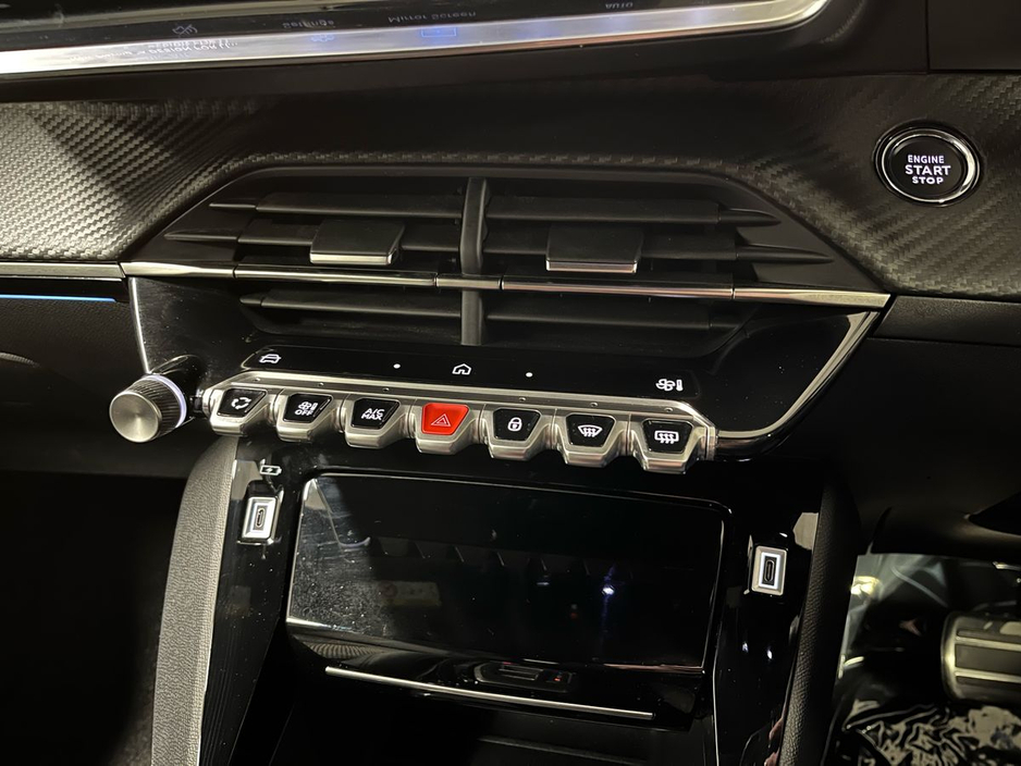 Peugeot 2008 GT EV 50kWh 136BHP - Reversing Camera - Climate Control - Cruise Control - Keyless Start - Apple CarPlay/Android Auto — thumbnail 7