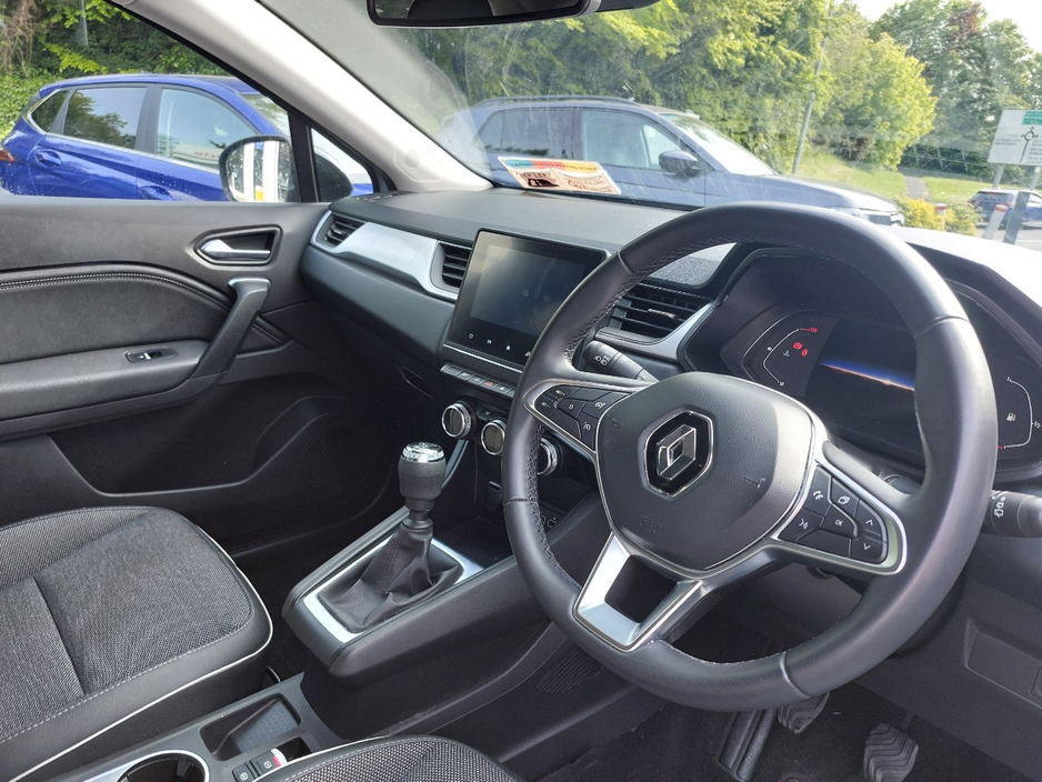 2023 Renault Captur 1L Petrol For Sale Images