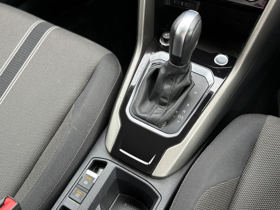 2022 Volkswagen T-Roc 1.5L Petrol For Sale Images