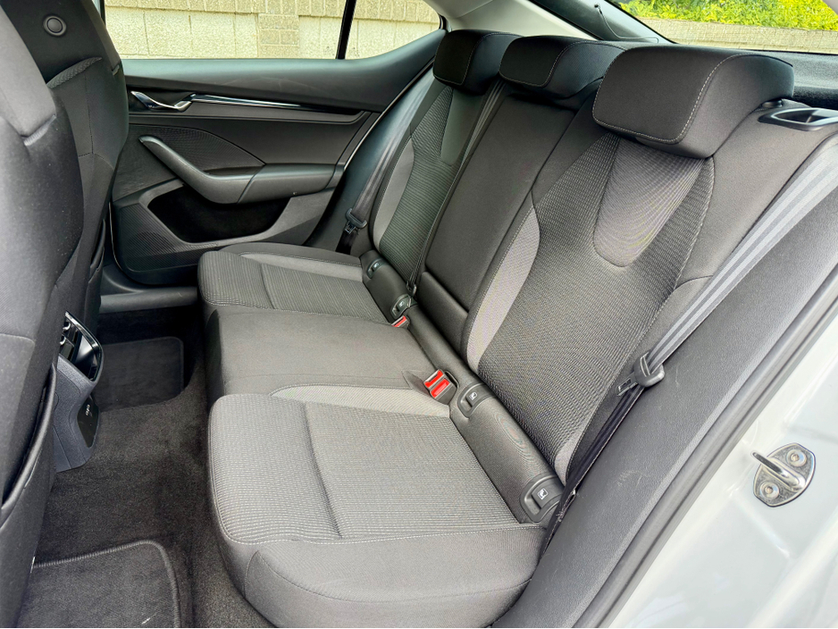 2021 Skoda Octavia 1.4L Petrol Plug-in Hybrid For Sale Images
