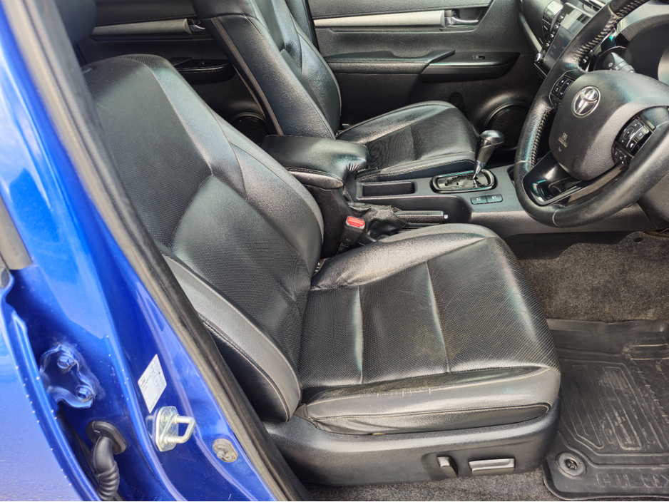 2021 Toyota Hilux 2.8L Diesel For Sale Images