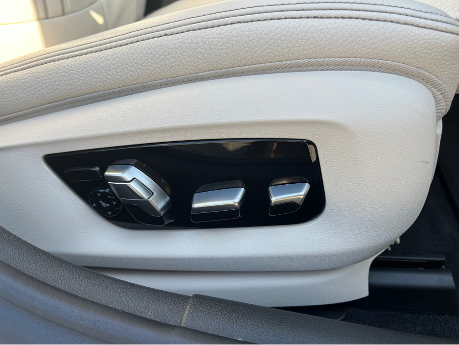 2018 BMW 5 Series 2.0L Hybrid For Sale Images
