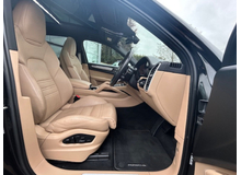 2023 Porsche Cayenne 3L Petrol Plug-in Hybrid For Sale Images