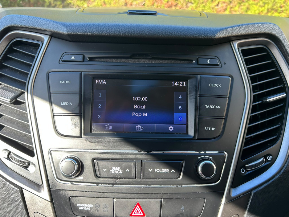 2017 Hyundai Santa Fe 2.2L Diesel For Sale Images