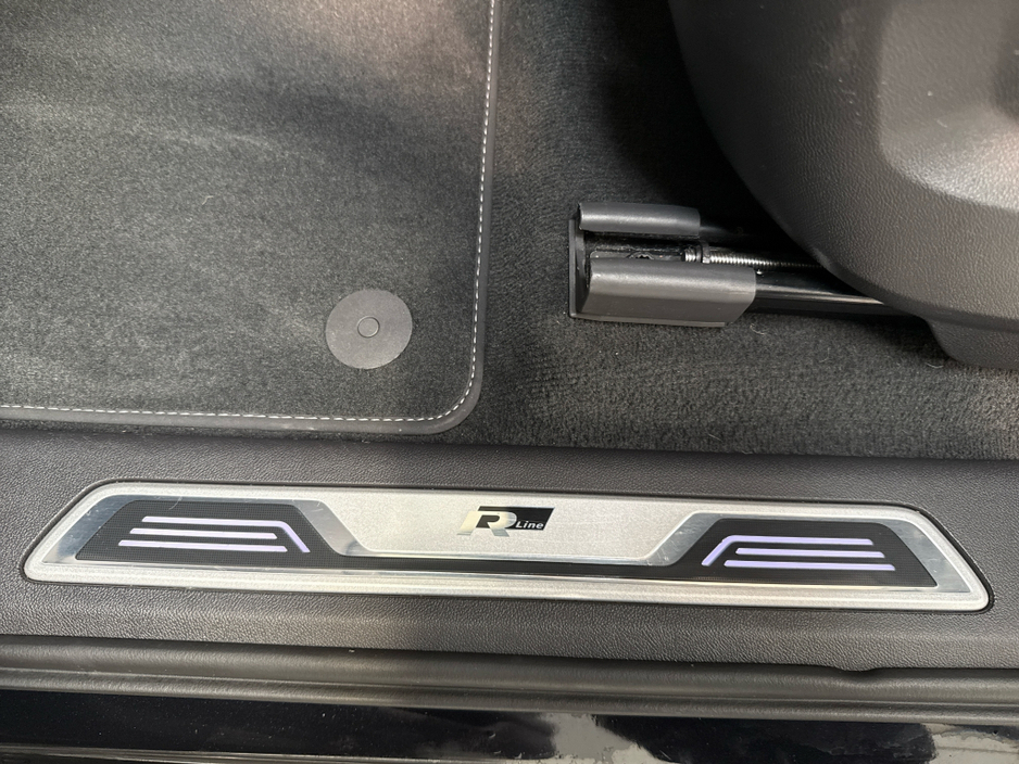 2021 Volkswagen Touareg 3L Diesel For Sale Images