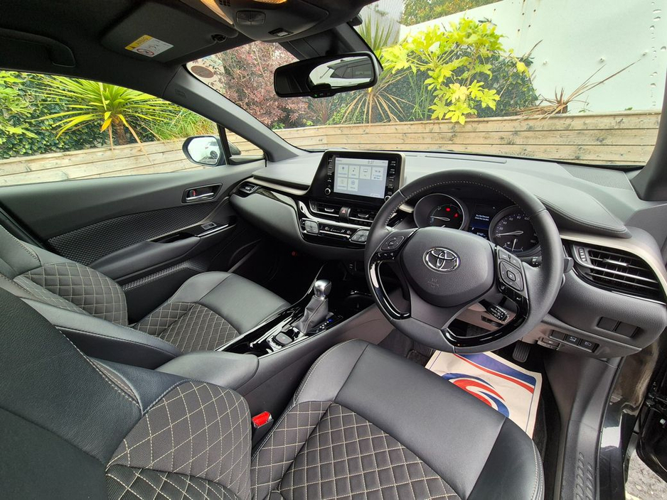 Toyota C-HR 1.8 HYBRID / SOL NERO WITH SAFETEY PACK 2 / TAX €160 — thumbnail 15