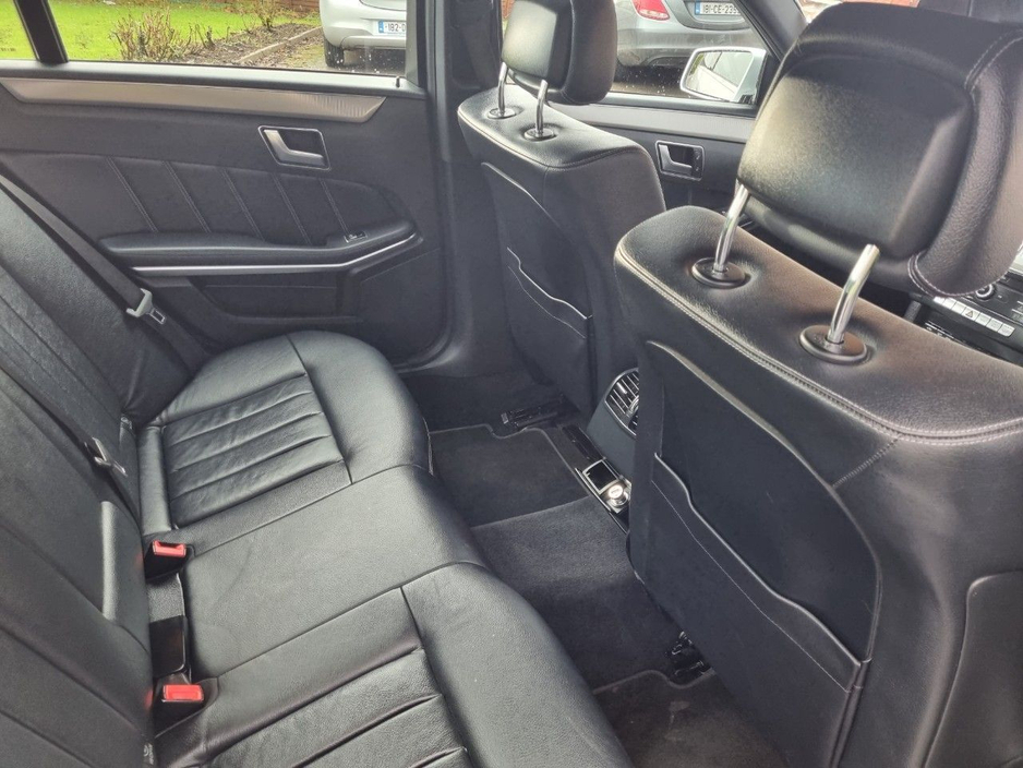 Mercedes-Benz E Class 2.1 Classic Saloon Diesel Automatic RWD (170bhp)