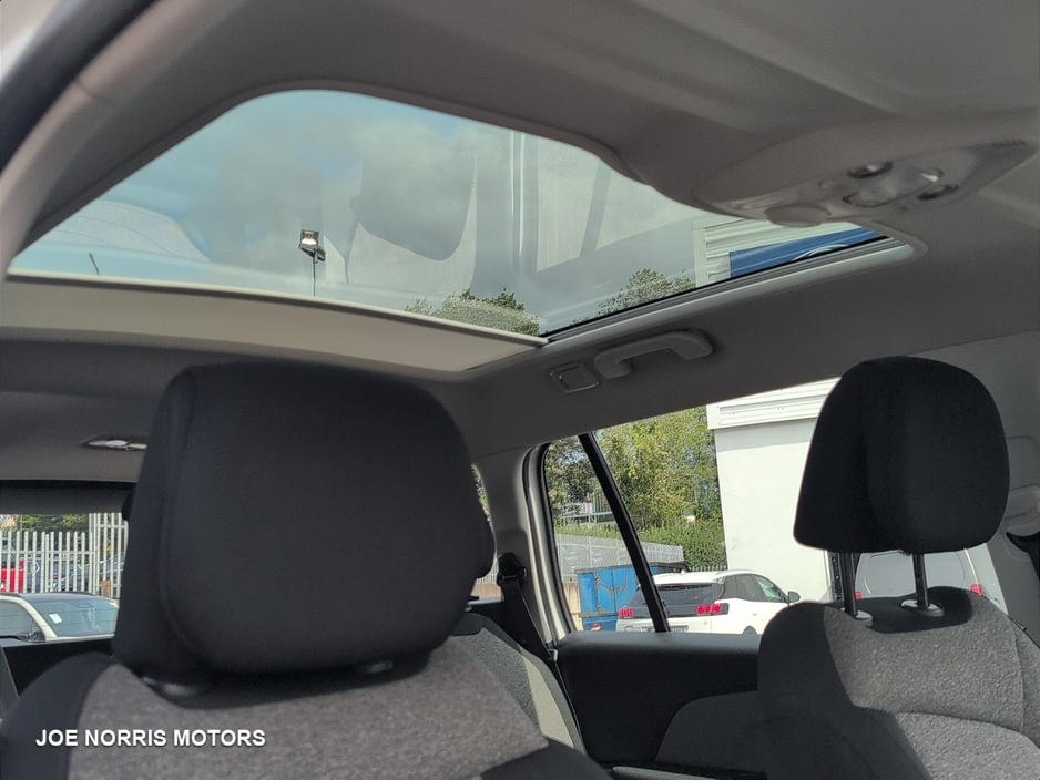 Citroen C4 Picasso GRAND 1.6 BLUE HDI SE SELECTION 5DR 118BHP — thumbnail 25