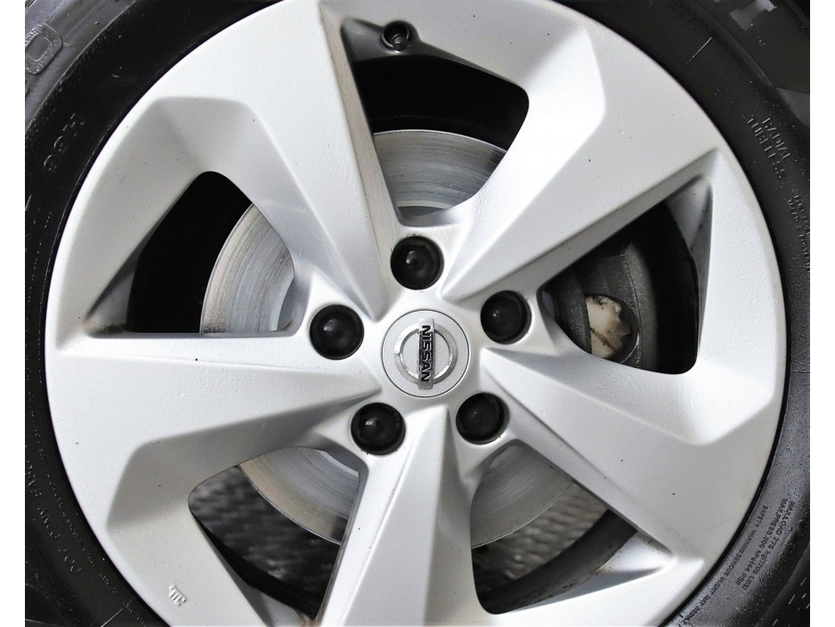 Nissan Qashqai 1.5 DSL SE 6SPD *PANORAMIC ROOF*SAT NAV*REVERSE CAM* — thumbnail 29