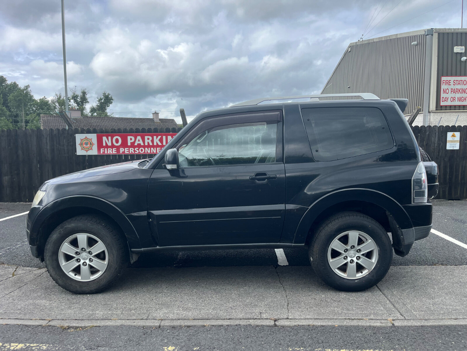 2007 Mitsubishi Pajero 3.2L Diesel For Sale Images