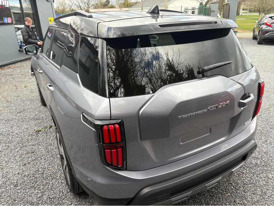 2025 KGM TORRES EVX under 1.0L Electric For Sale Images