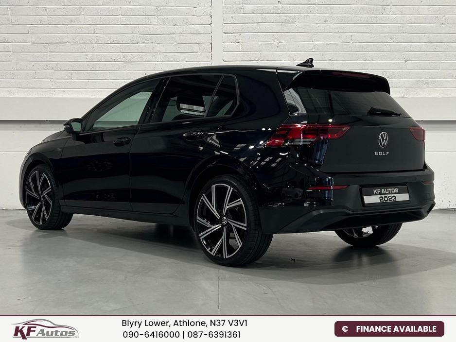 2023 Volkswagen Golf 2L Diesel For Sale Images