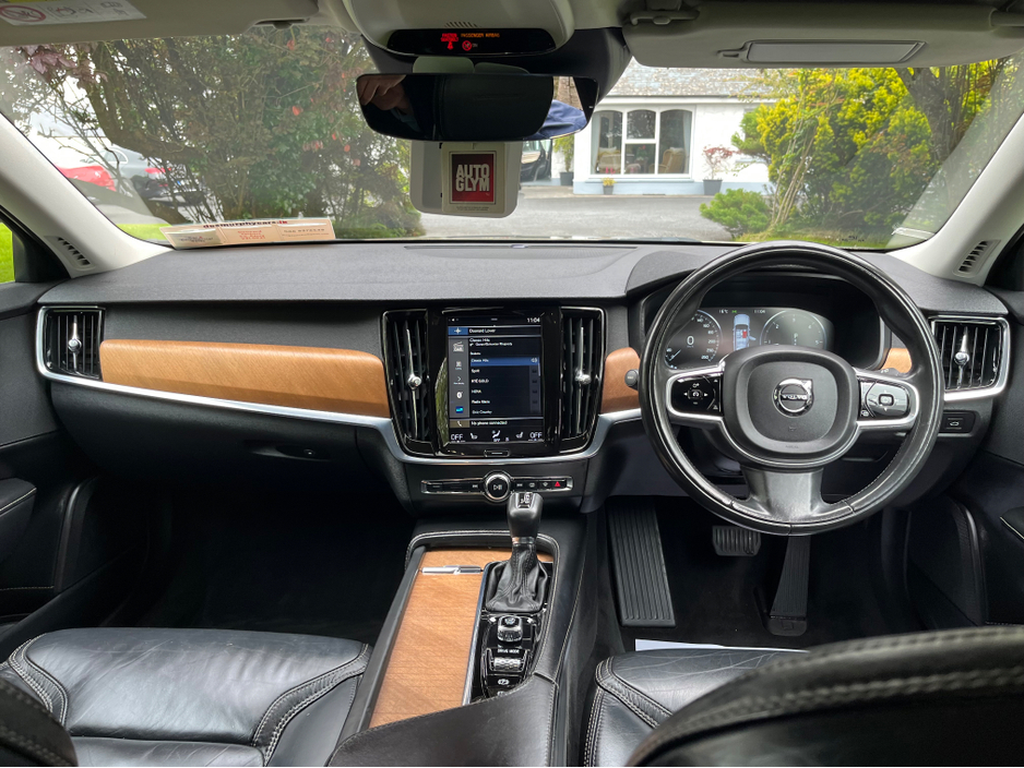 2017 Volvo V90 2L Diesel For Sale Images