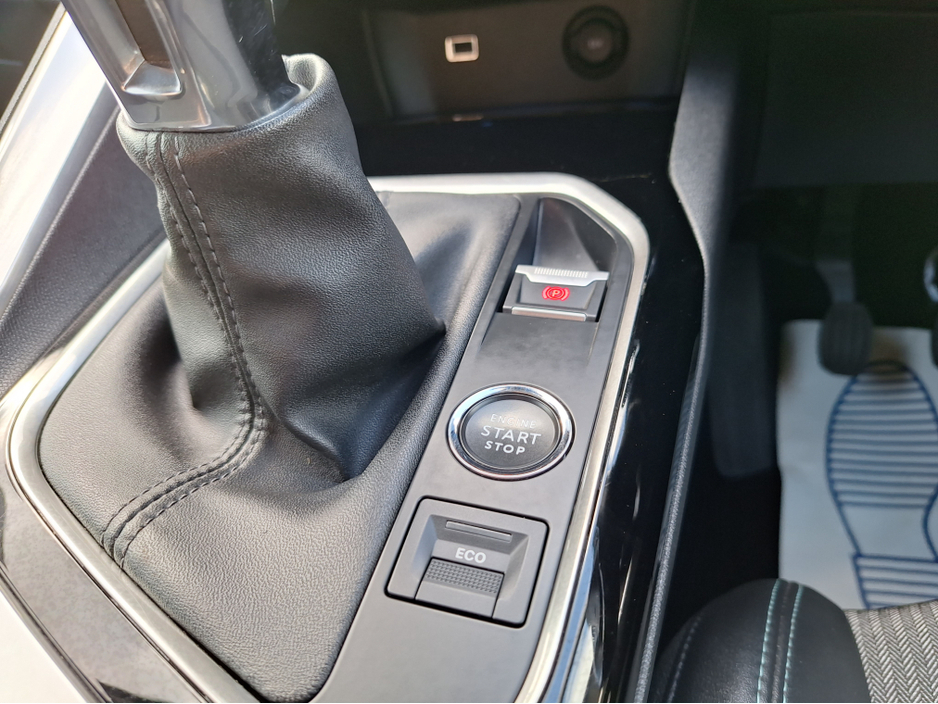 2022 Peugeot 3008 1.5L Diesel For Sale Images