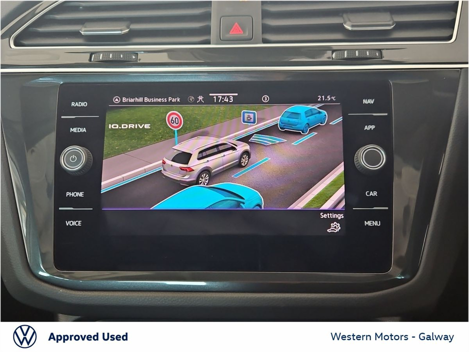 Volkswagen Tiguan 2.0 TDI Elegance 'P' - 1 owner - Absolute Mint Tiguan — thumbnail 23
