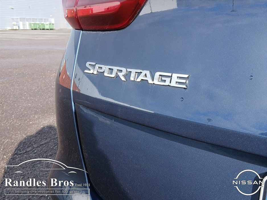 Kia Sportage 1.6 CRDI MILD HYBRID K2 — thumbnail 17