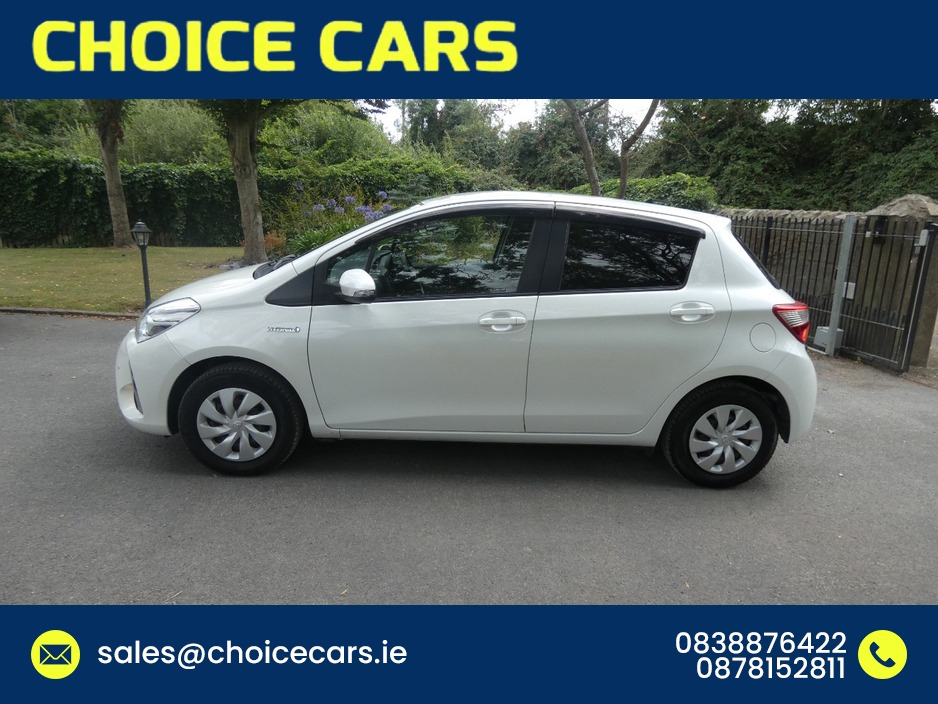 2017 Toyota Yaris 1.5L Hybrid For Sale Images