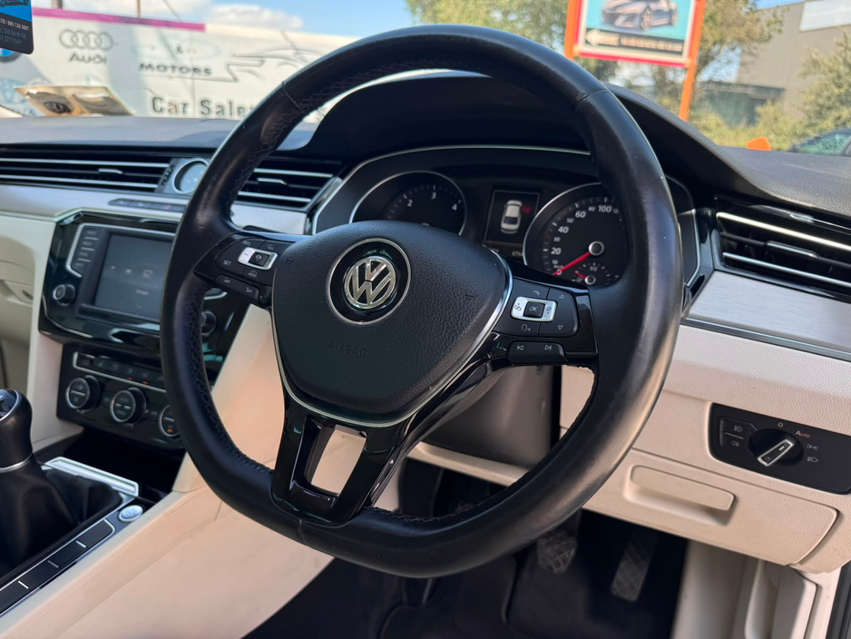 2016 Volkswagen Passat 1.6L Diesel For Sale Images