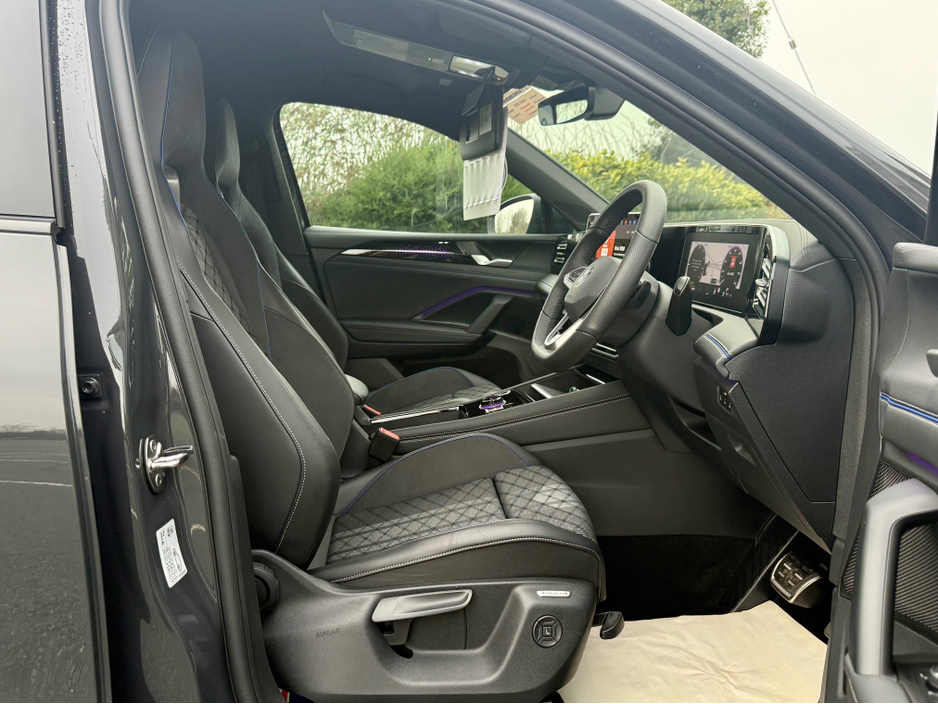 2025 Volkswagen Tiguan 1.5L Petrol Plug-in Hybrid For Sale Images