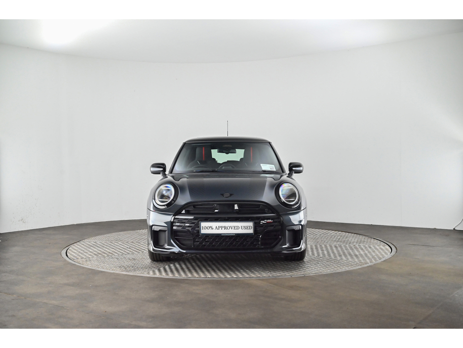 2025 MINI Cooper 2L Petrol For Sale Images