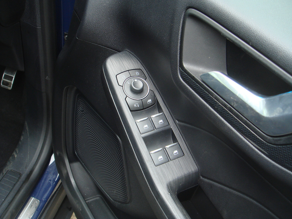 2023 Ford Kuga 2.5L Hybrid For Sale Images