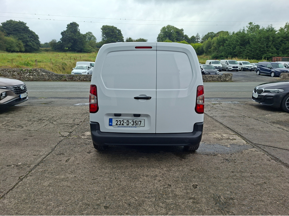 2023 Peugeot Partner 1.5L Diesel For Sale Images