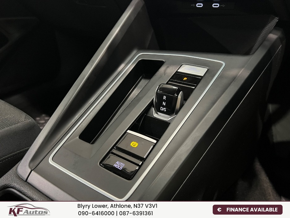 2023 Volkswagen Golf 2L Diesel For Sale Images