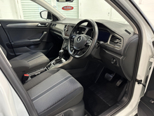 2021 Volkswagen T-Roc 2L Diesel For Sale Images
