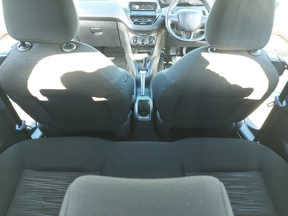 Peugeot 208 1.4 eHDI Access Hatchback Diesel Automatic (68bhp) — thumbnail 5
