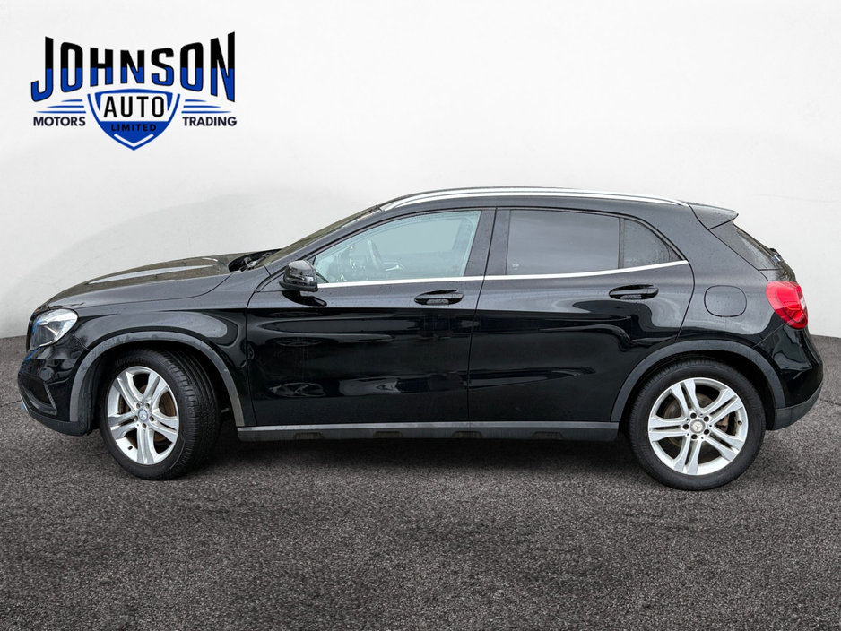 Mercedes-Benz GLA Class 1.6 Petrol Auto — thumbnail 2