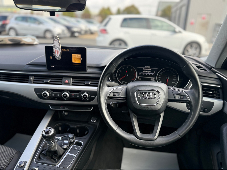 Audi A4 1.4 TFSI 150 ULTRA - 4 DOOR - SUPER LOW KMS ! — thumbnail 10