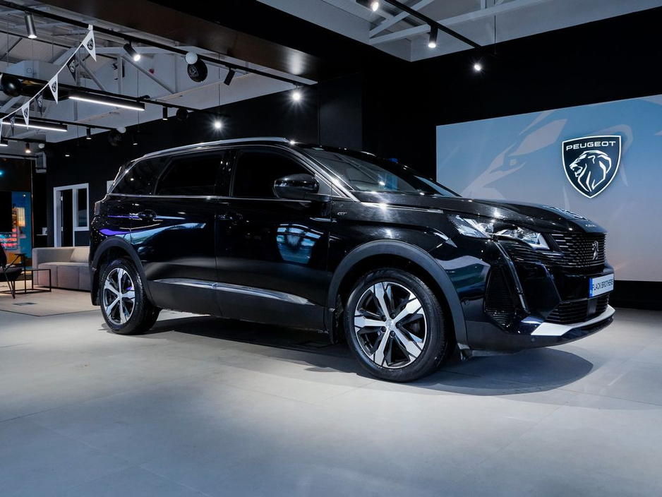 2023 Peugeot 5008