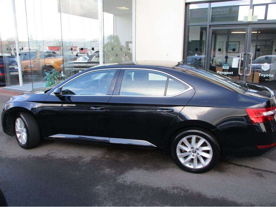 2022 Skoda Superb 2L Diesel For Sale Images