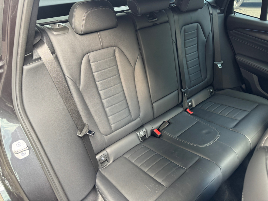 2022 BMW X3 2.0L Petrol Plug-in Hybrid For Sale Images