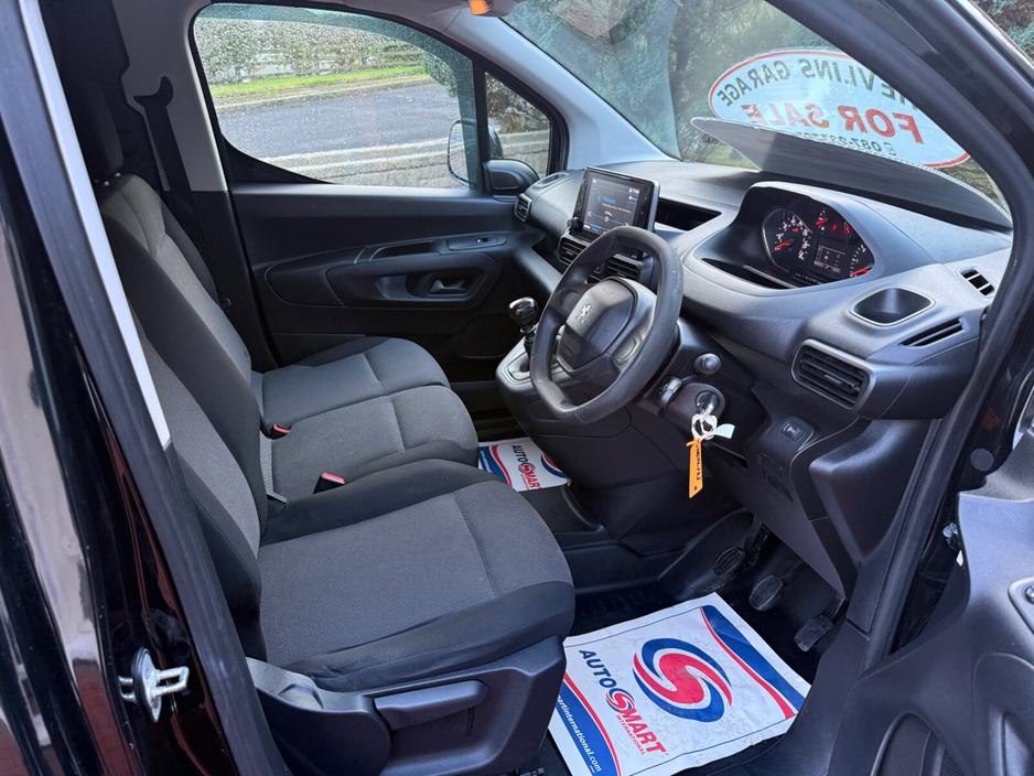 2022 Peugeot Partner 1.5L Diesel For Sale Images