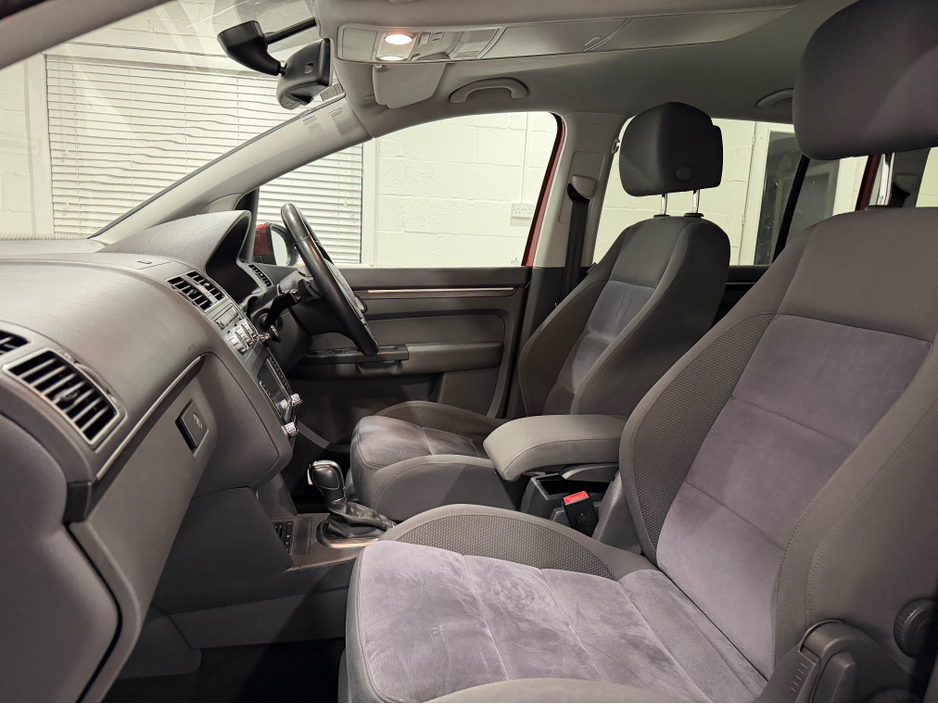 2015 Volkswagen Touran 1.4L Petrol For Sale Images