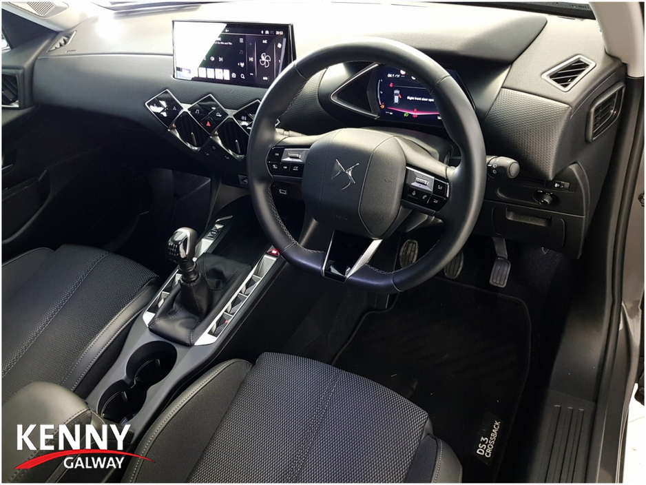 2025 DS Automobiles DS 3 1.2L Petrol For Sale Images