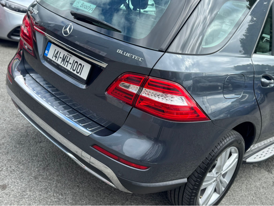 2014 Mercedes-Benz M Class 2.1L Diesel For Sale Images