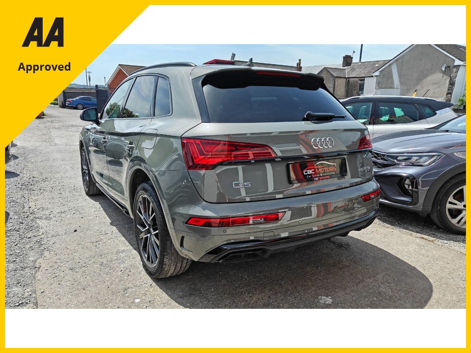2023 Audi Q5 2L Petrol Plug-in Hybrid For Sale Images