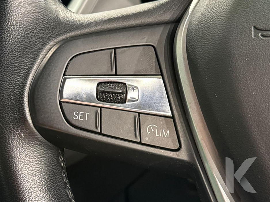 BMW 1 Series 1.5 AUTOMATIC - NEW MODEL - PLAY EDITION - FACTORY ALLOYS - REAR CAMERA - ELECTRIC SEATS — thumbnail 15