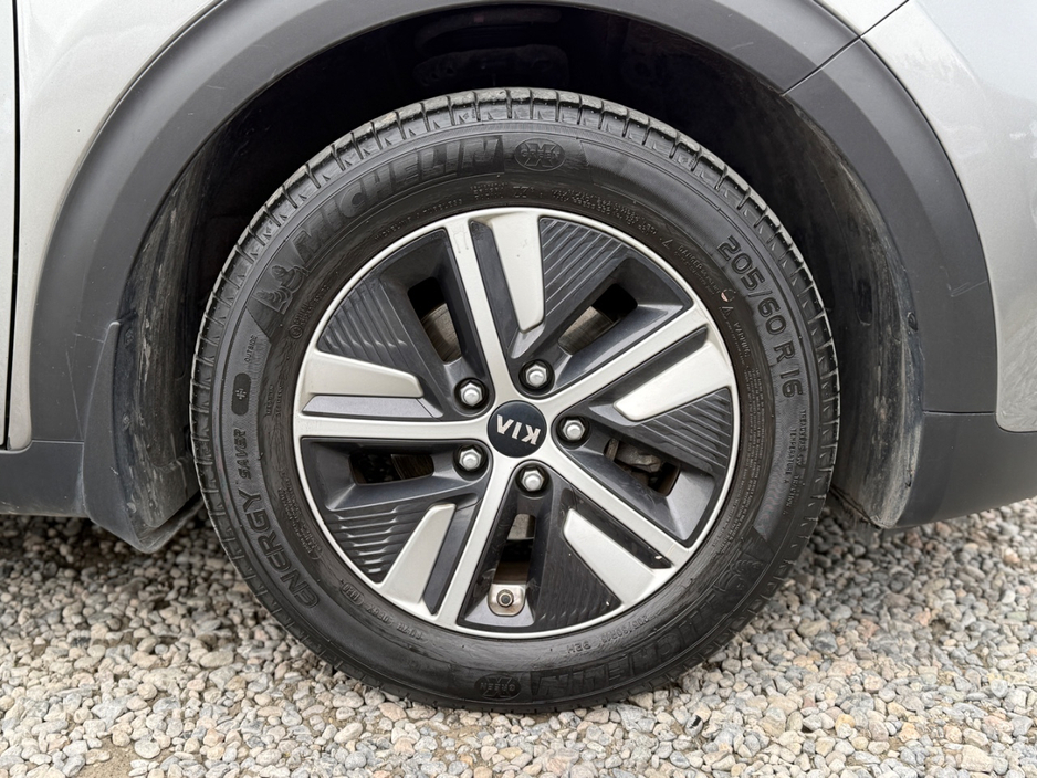 2021 Kia Niro 1.6L Petrol Plug-in Hybrid For Sale Images