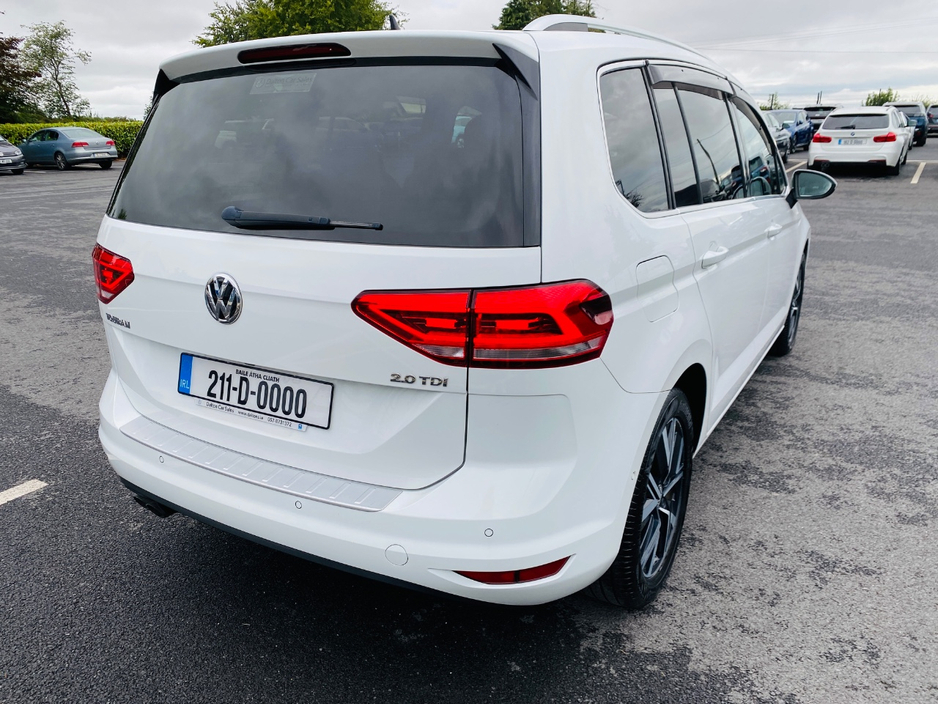 2021 Volkswagen Touran 2L Diesel For Sale Images