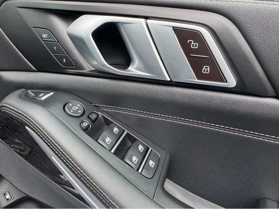2023 BMW X5 3L Petrol Plug-in Hybrid For Sale Images