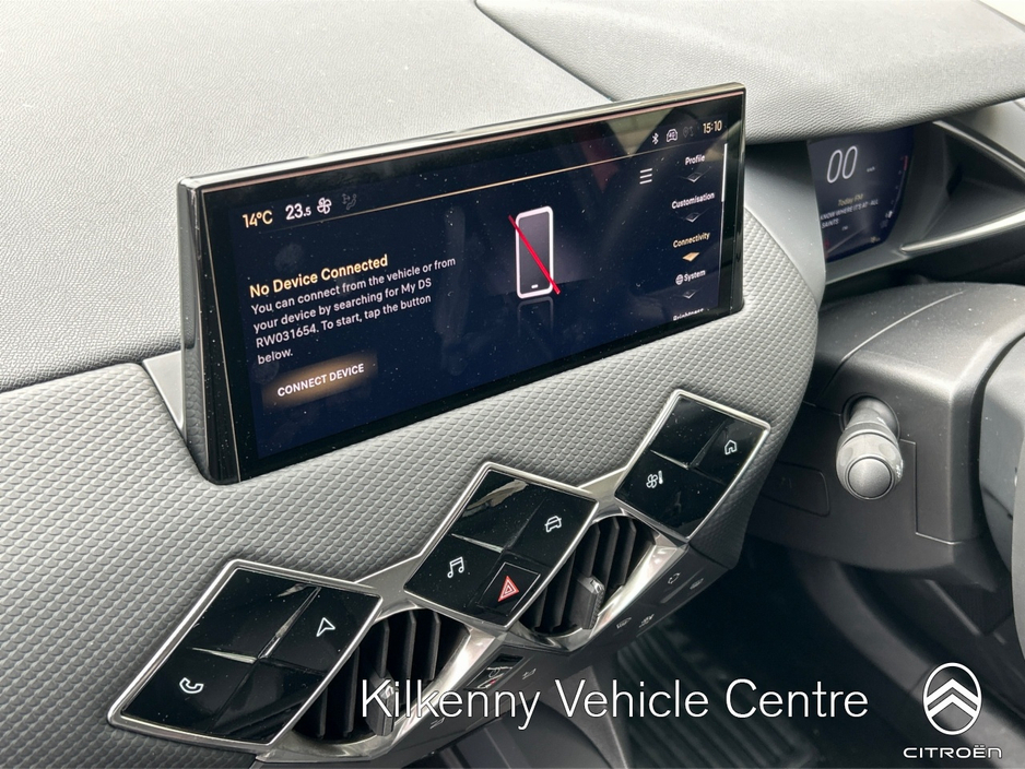 2025 DS Automobiles DS 3 1.2L Petrol For Sale Images